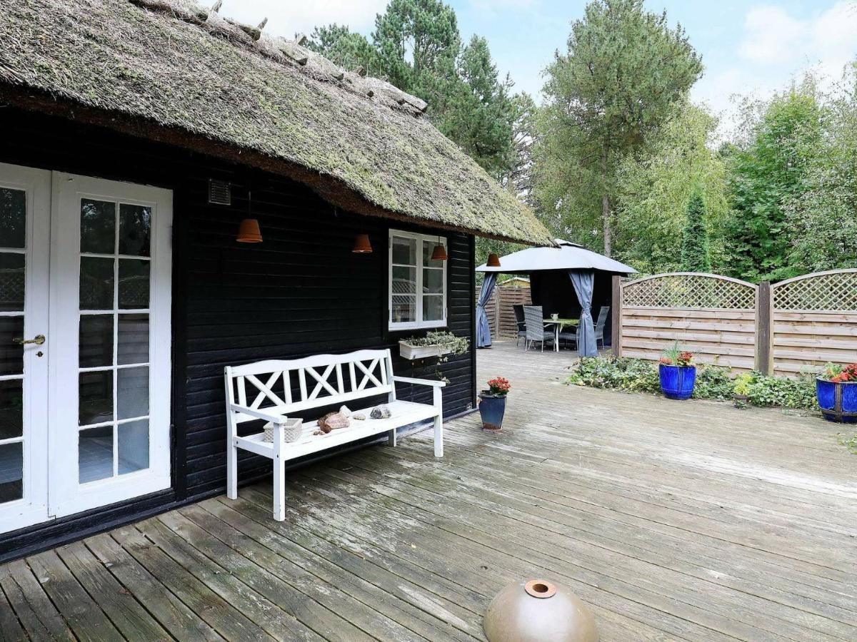 6 Person Holiday Home In R Dby Rødby Exterior foto