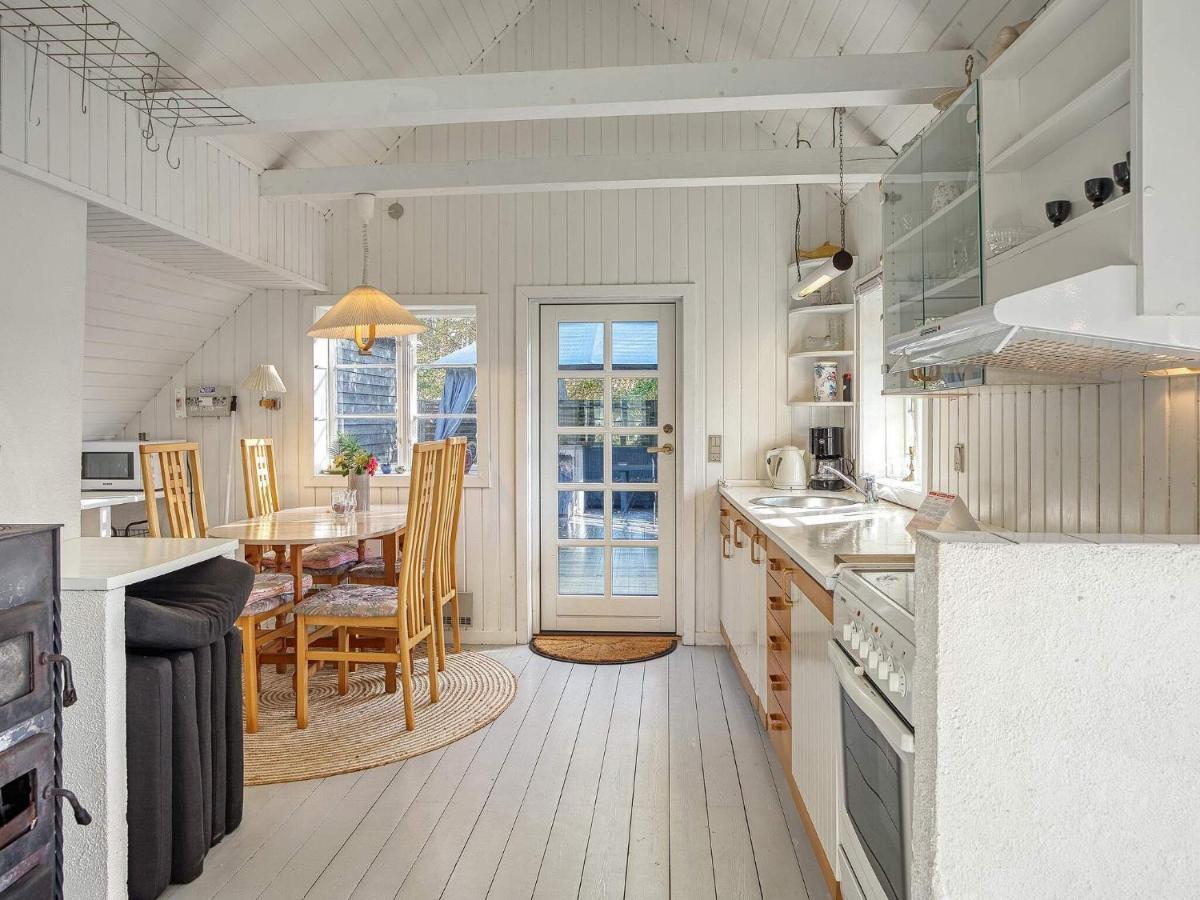 6 Person Holiday Home In R Dby Rødby Exterior foto